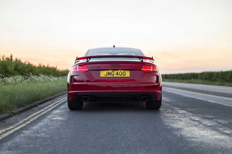  Audi TT RS Coupe (8S) 2019 года  (UK) (фото 30 из 36)